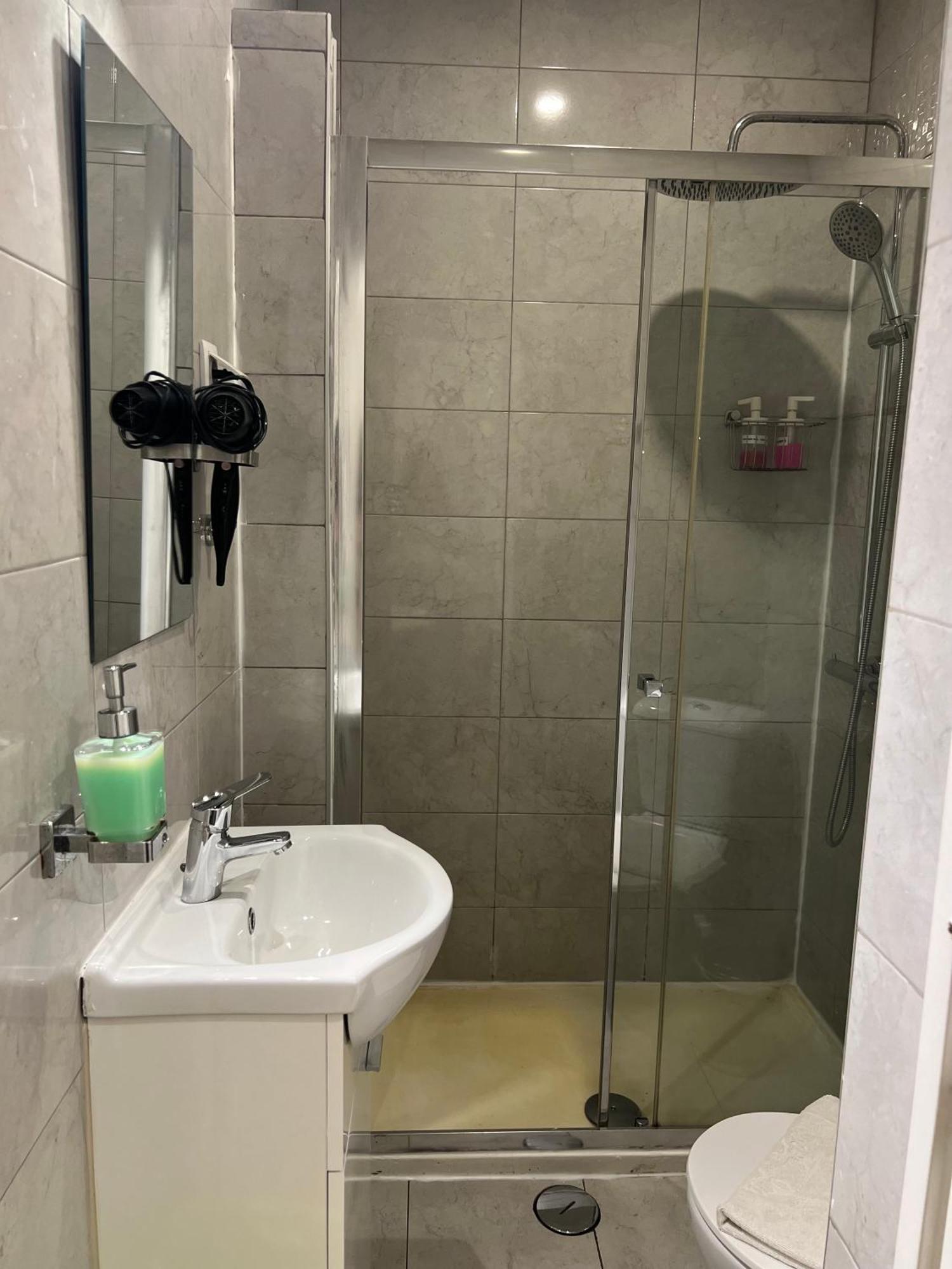 Suites Antonio Pedro Lissabon Buitenkant foto