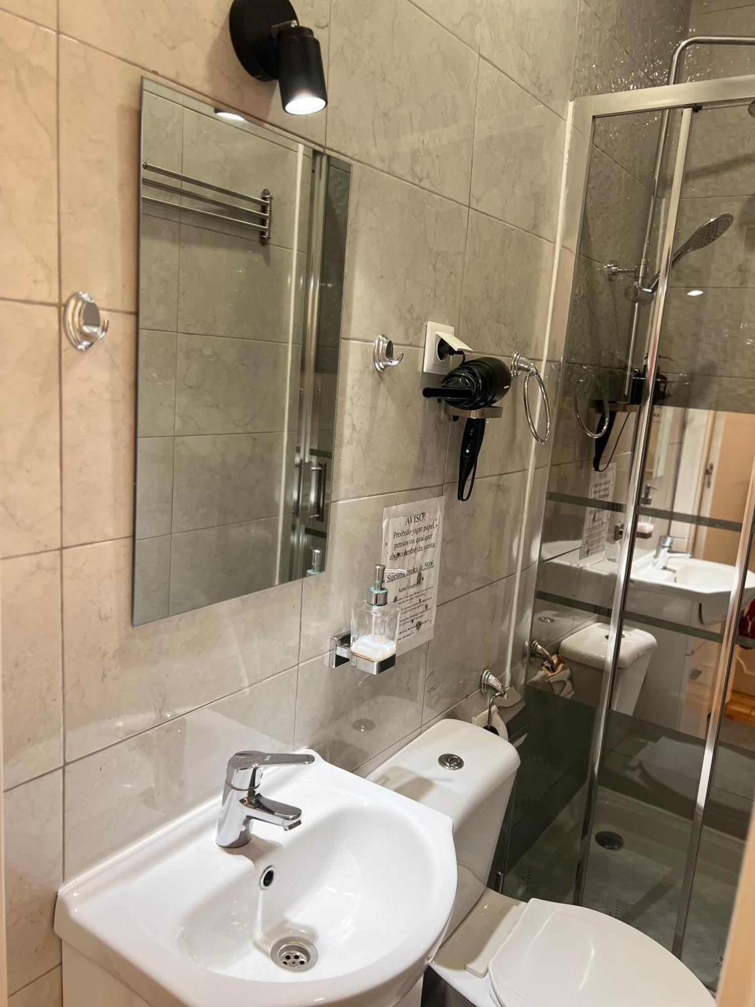 Suites Antonio Pedro Lissabon Buitenkant foto